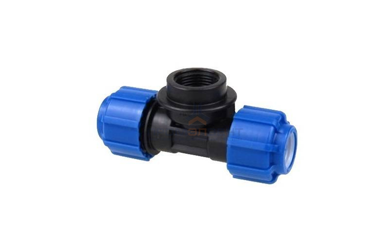 Тройник с переходом на внутреннюю резьбу Политэк - 40 x 1